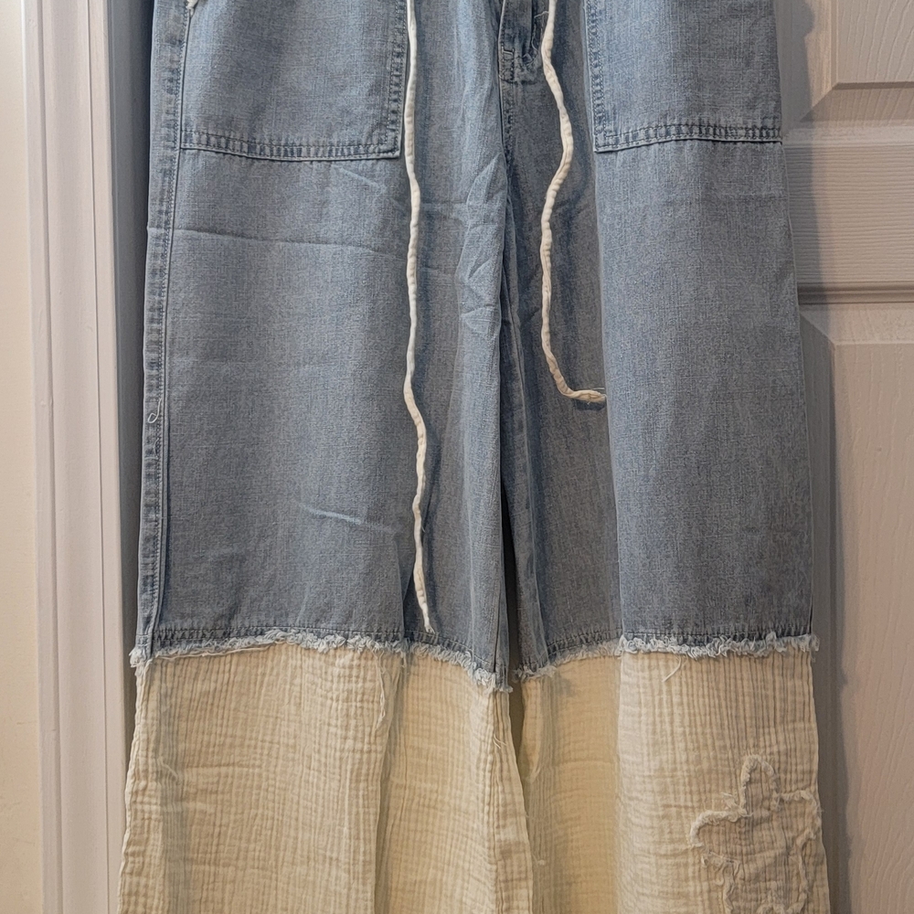 POL Blue and Cream Wide Leg Pants